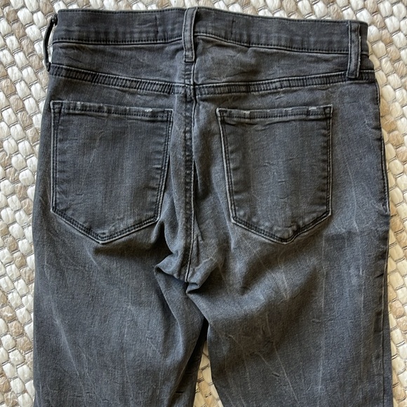 Gap Black Frayed Hem Jeans - Picture 4 of 7